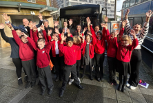 Stagecoach Launches Basingstoke Poetry Bus alongside South View Junior School and Park View Primary School