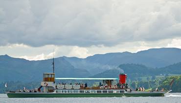 Bus & Boat 