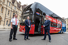 New Oxford Tube coaches join service
