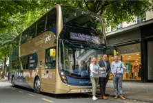 SC 94 bus on Cheltenham Parade