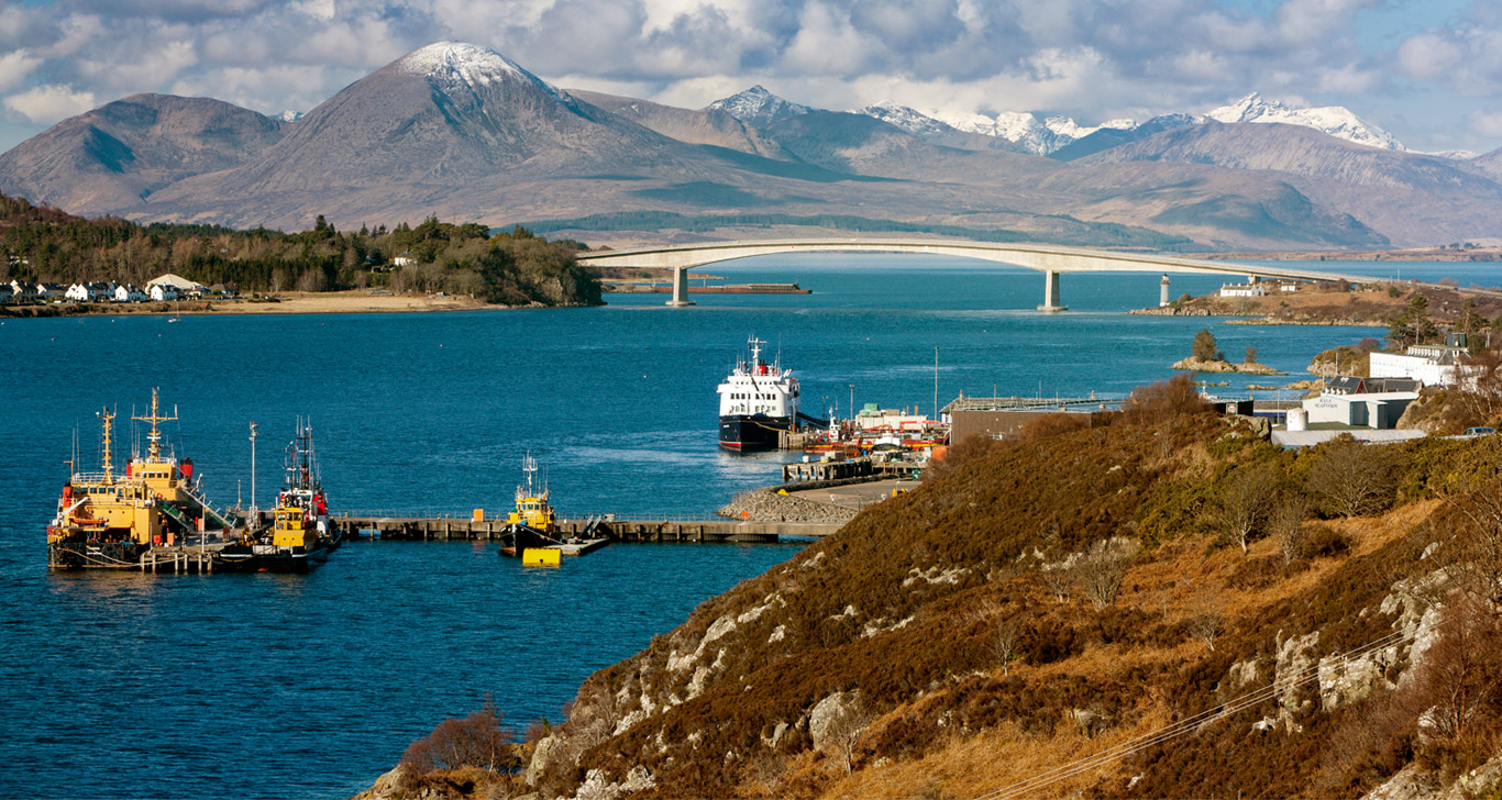 NorthScotland 79 Skye 1366x728 Larger